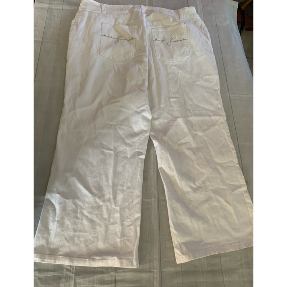Signature capri jeans